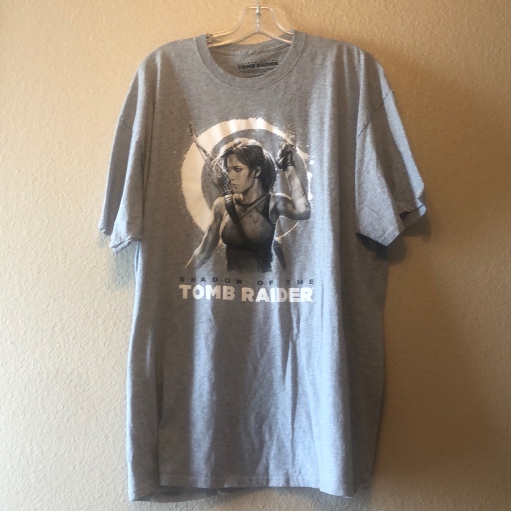 Tomb raider tee